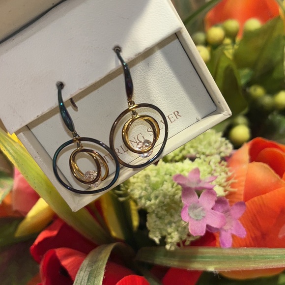 💎👂🏻💎 • Belle Vie x Hoop ‘em vibes• 💎❤️💎 - Picture 6 of 8